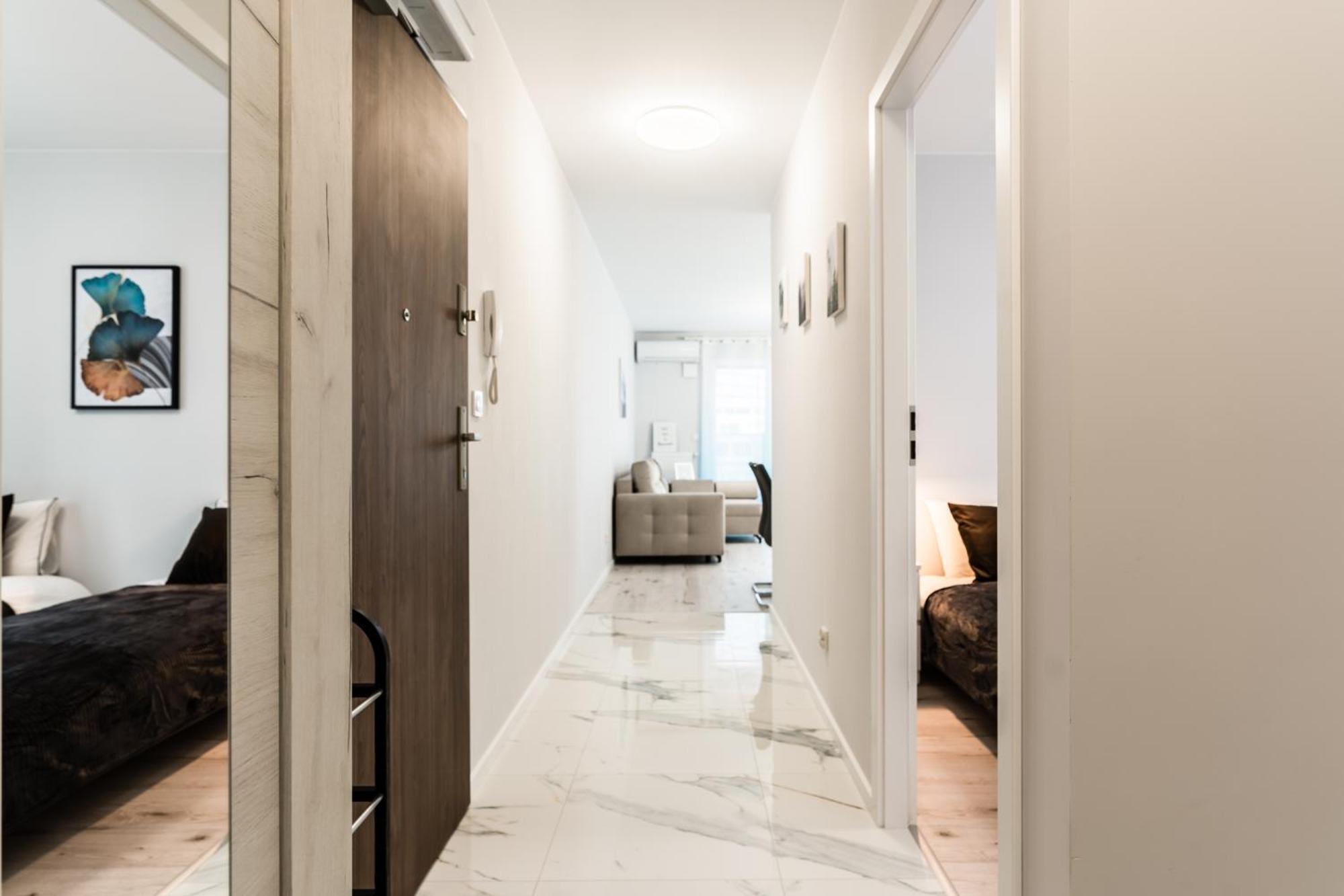 Pure Rental Premium Apartments Wrocław Exteriör bild